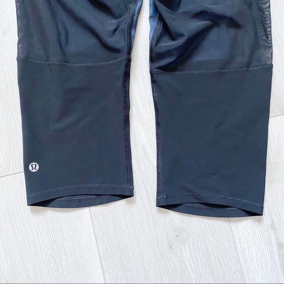 Lululemon Cropped Technical Tights w/ Mesh - Picture 4 of 6